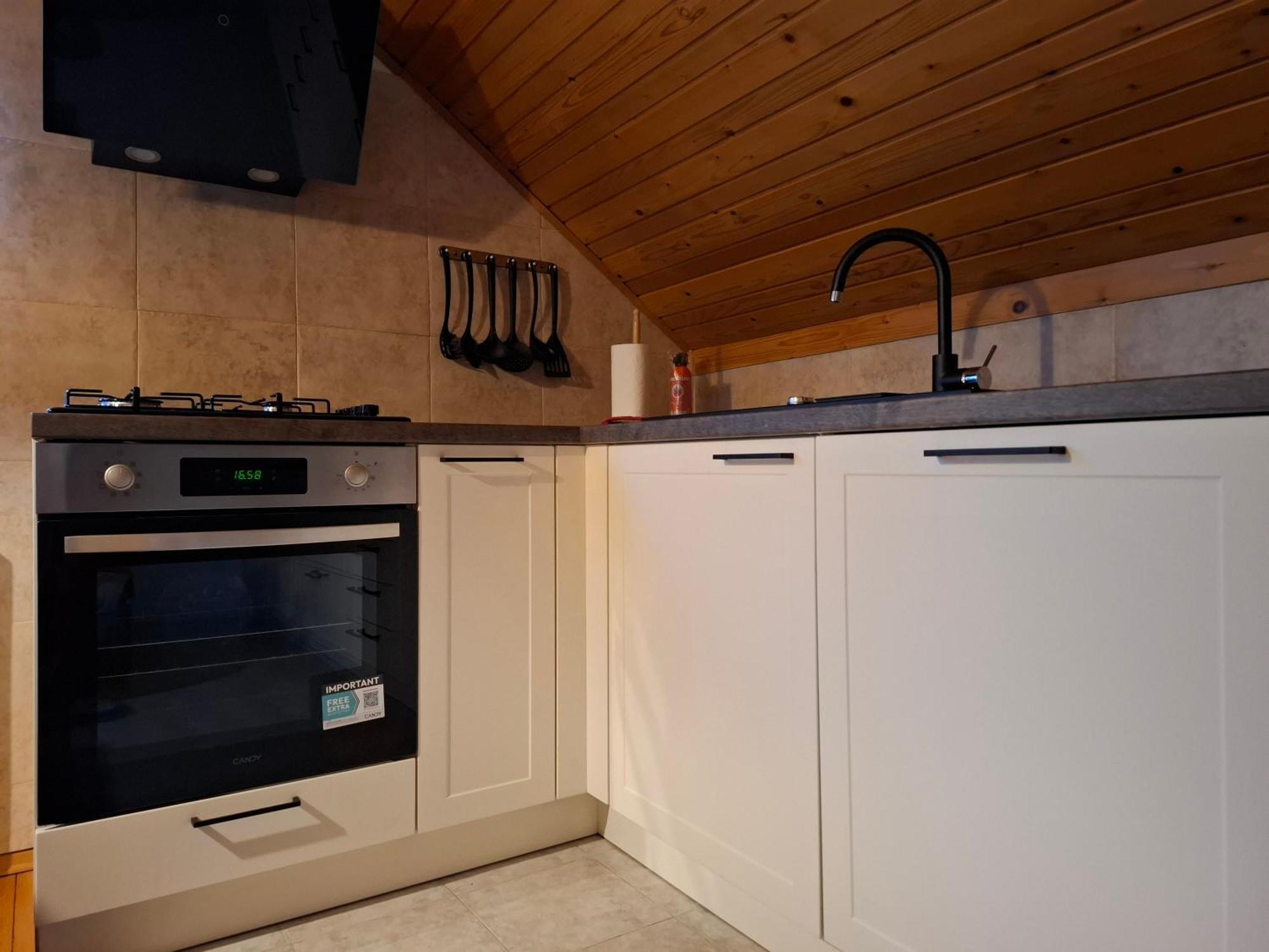 Apartma Cvrsta Trojka Jesenice Exterior photo